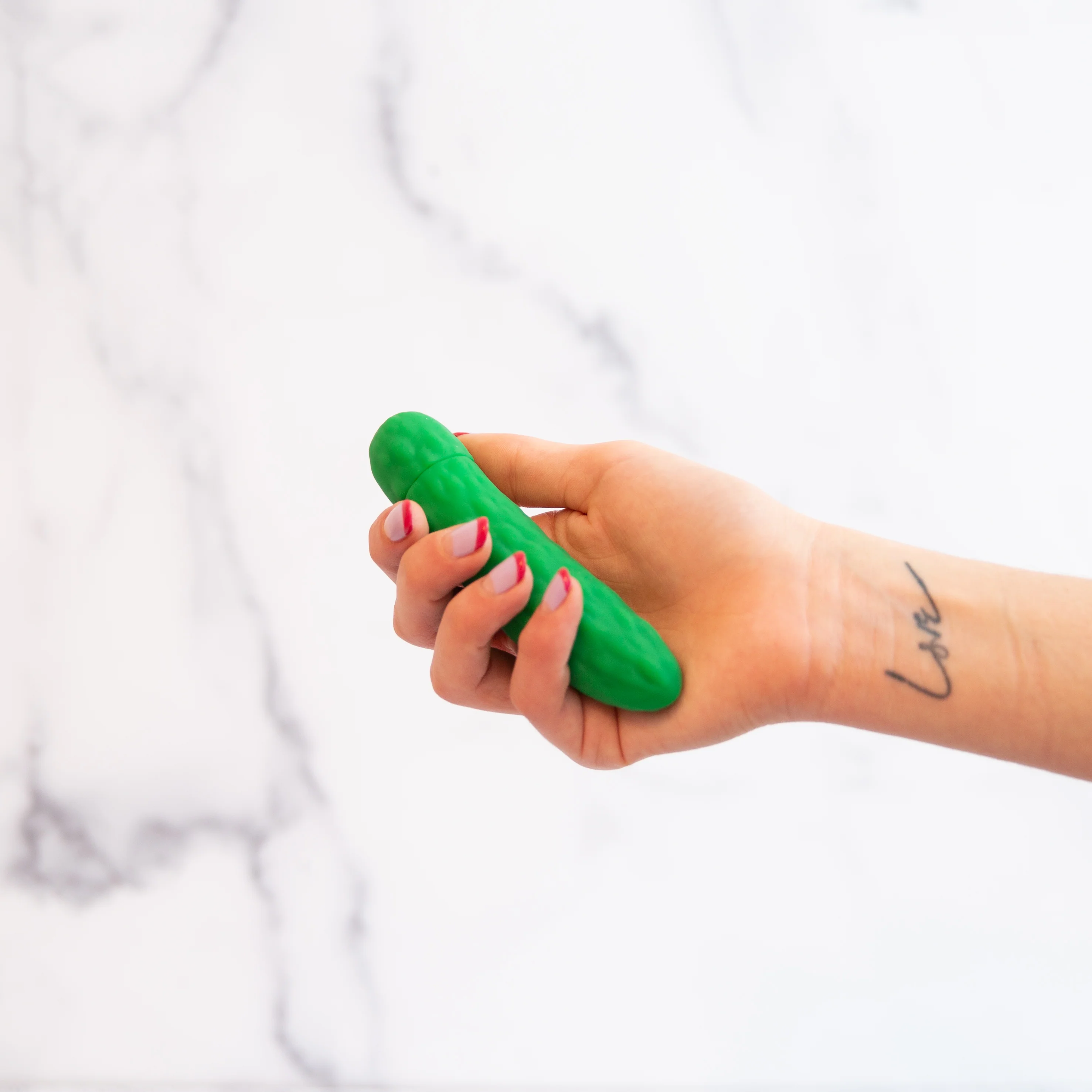 Pickle Emojibator Bullet Vibrator